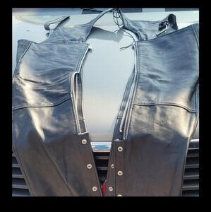 Harley-Davidson Classic Black Leather Chaps 36